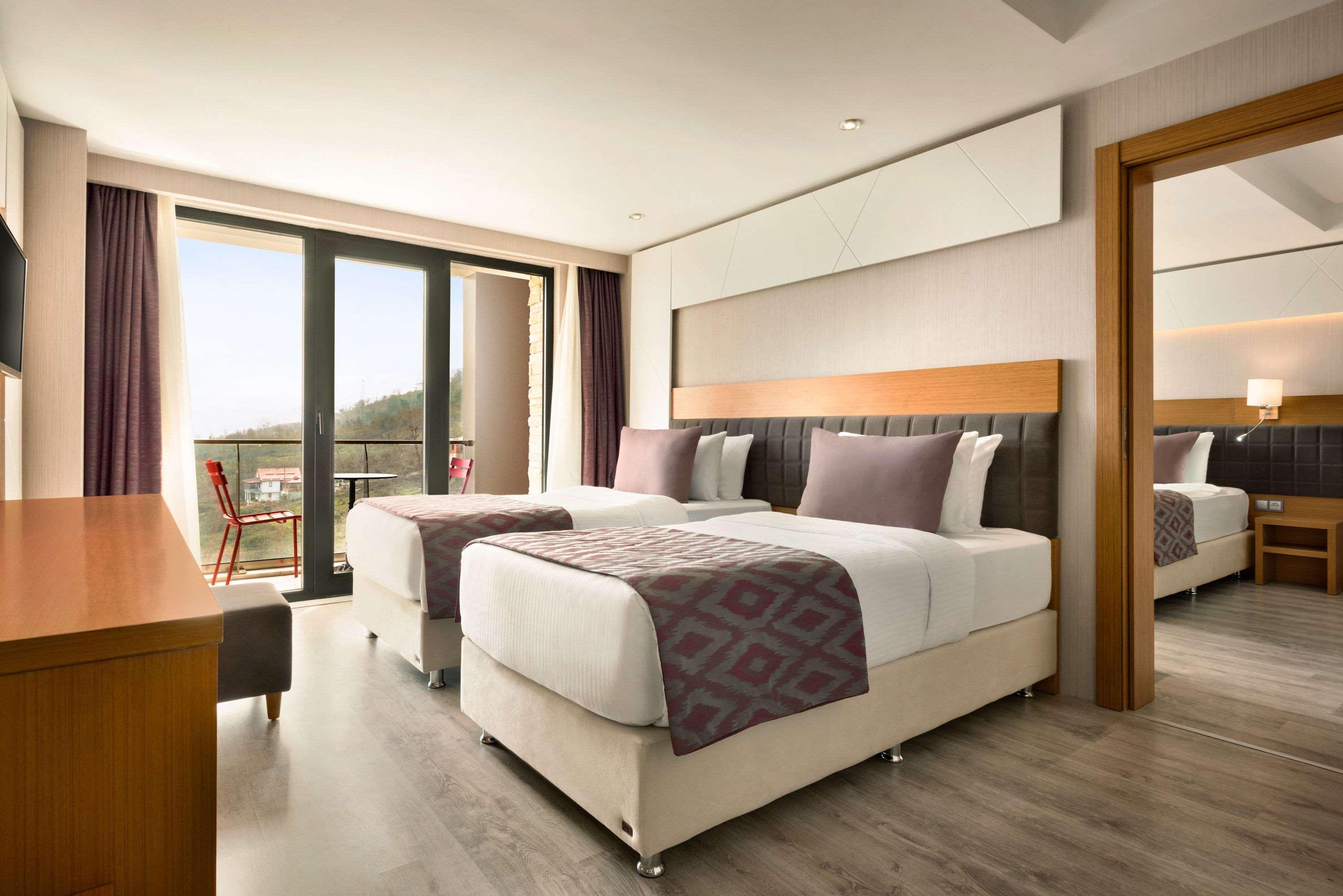 Ramada By Wyndham Giresun Piraziz Hotel Екстериор снимка