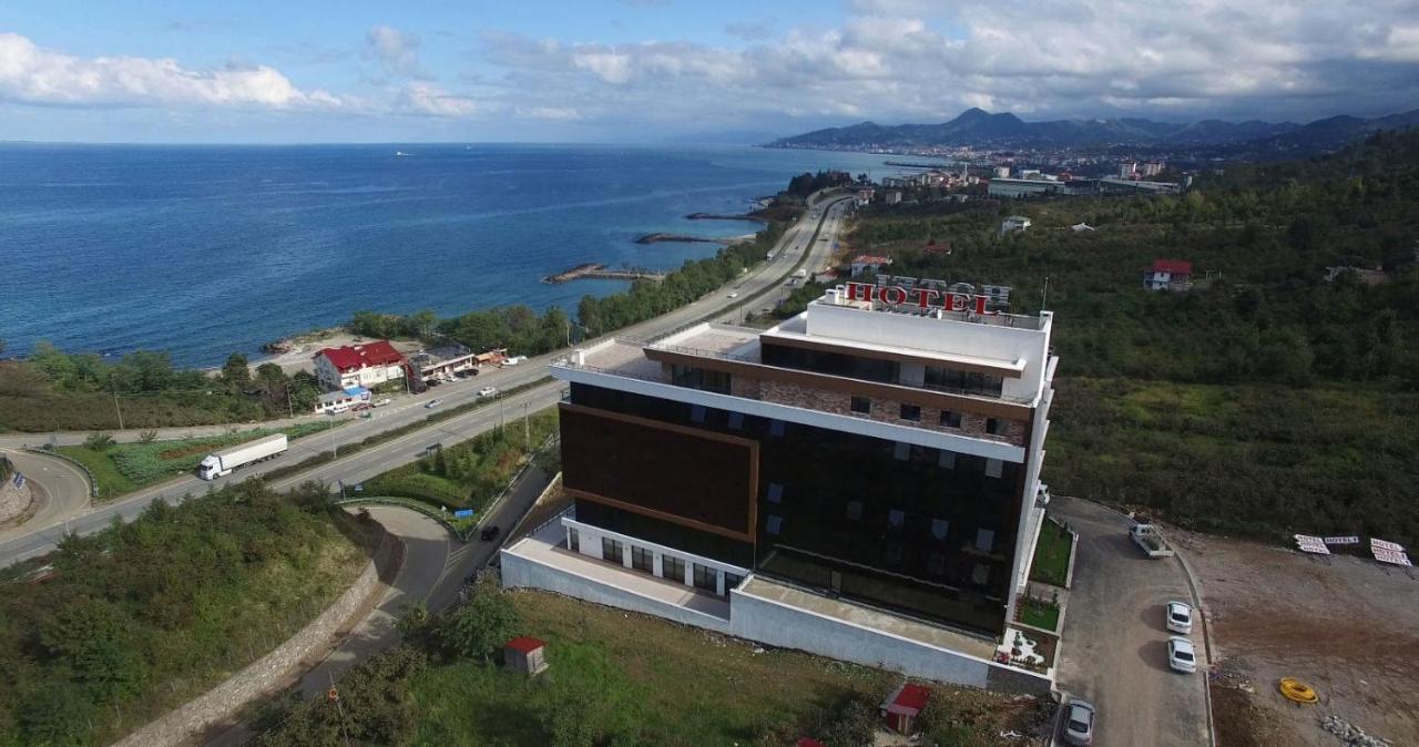 Ramada By Wyndham Giresun Piraziz Hotel Екстериор снимка